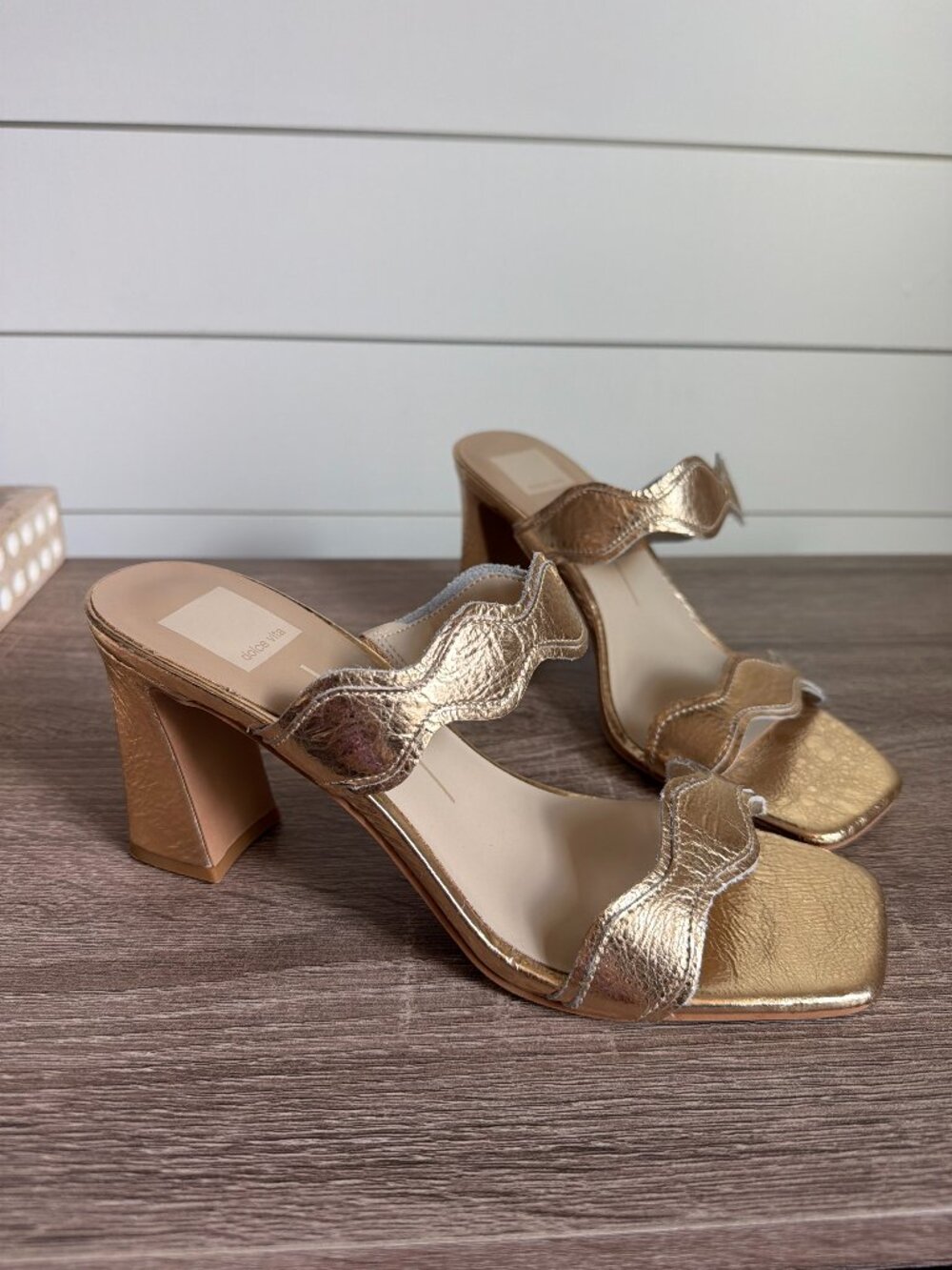 New Dolce Vita Ilva Gold Sandal Size 9